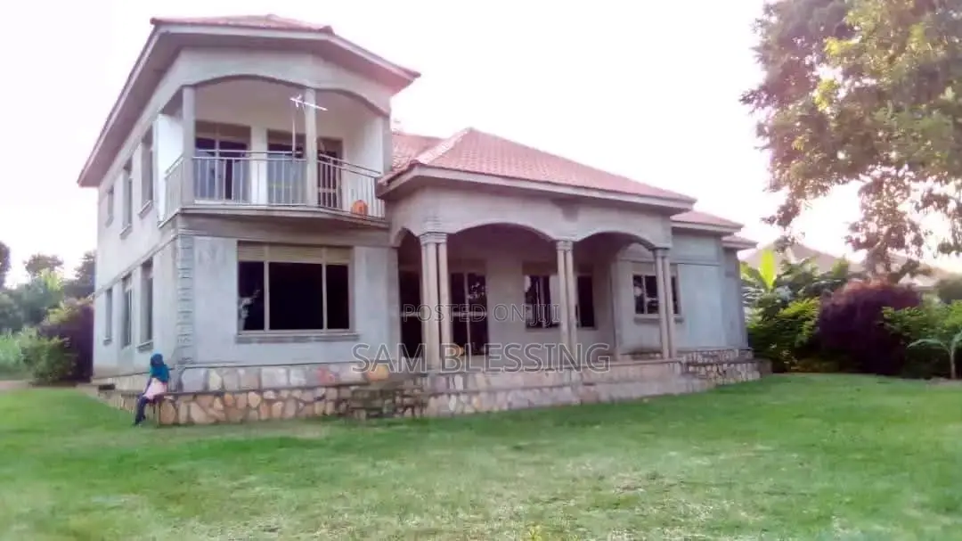 Mini Flat in Nkumba, Central Division for sale