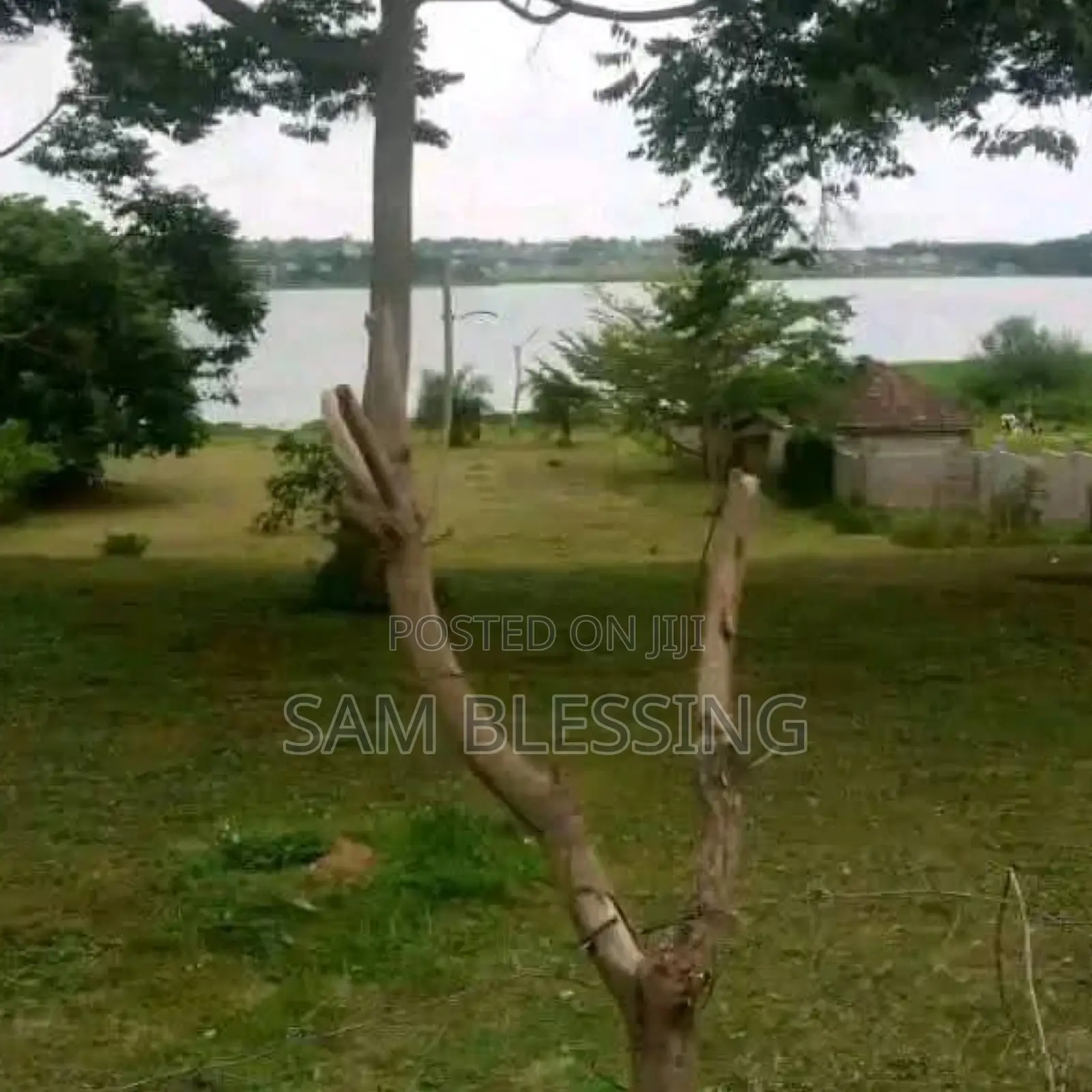 Mini Flat in Nkumba, Central Division for sale
