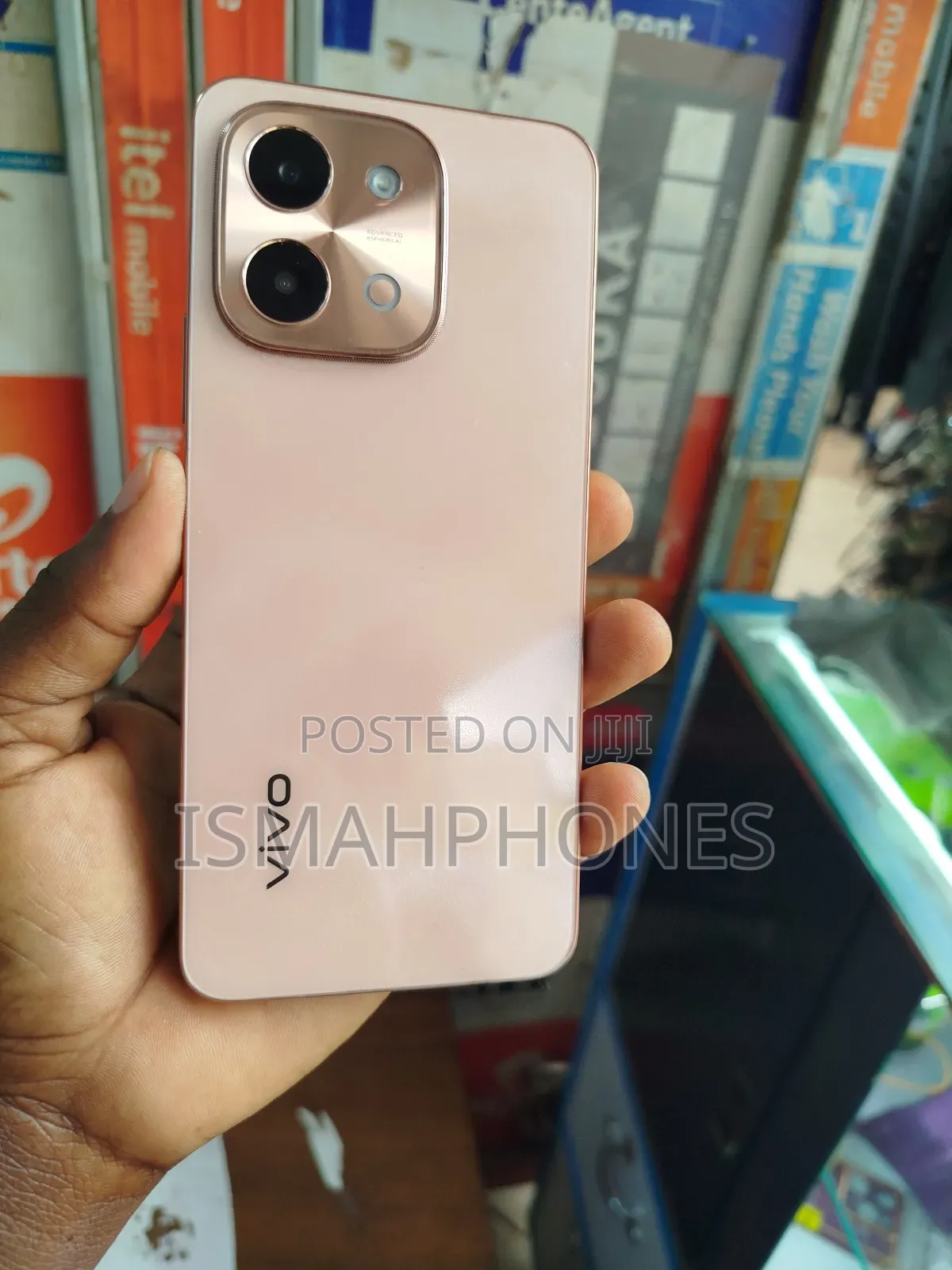 Vivo Y18 128 GB Gold