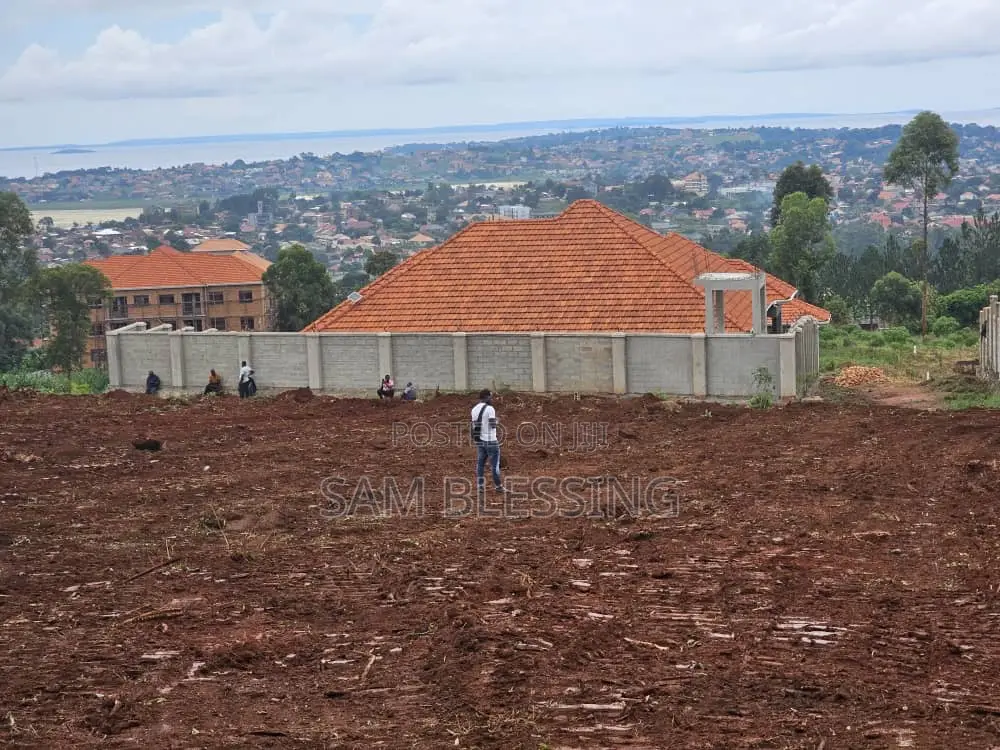 25 Decimals for Sale in Kitende Bwebajja