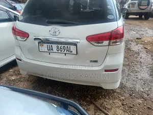 Toyota Wish 2011 White