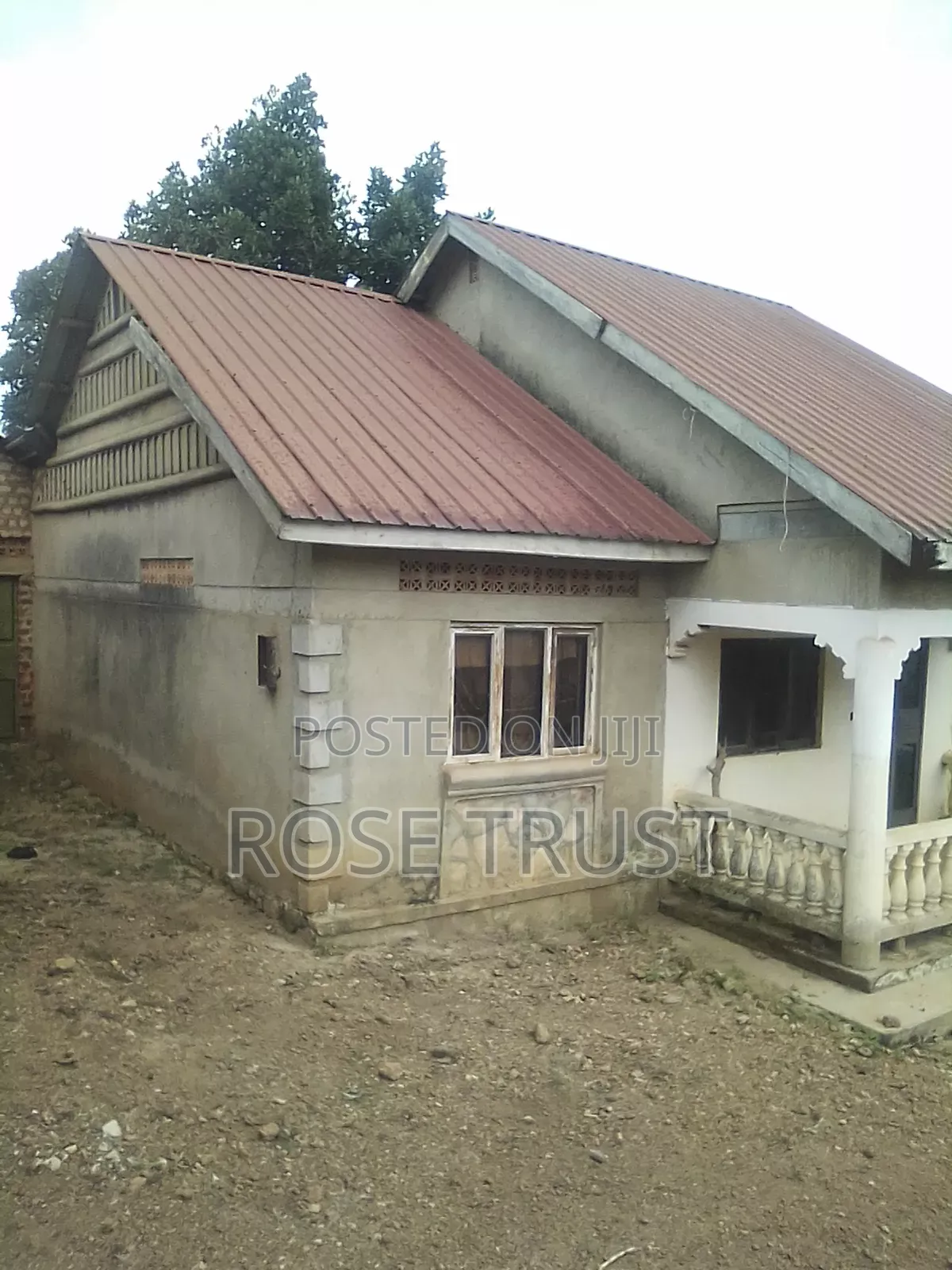 Furnished 3bdrm House in Katabi for sale