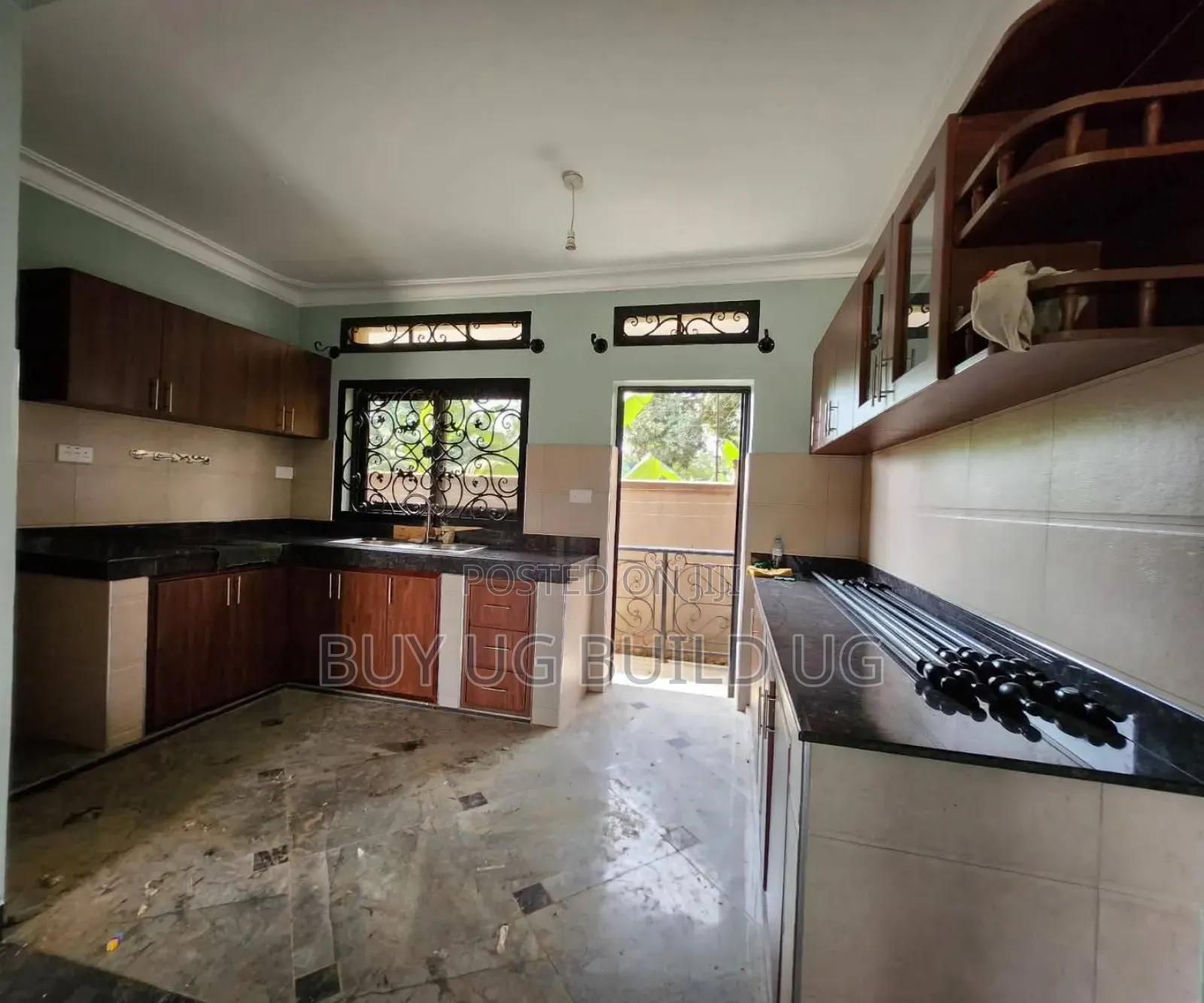 2bdrm Apartment in Kira for rent