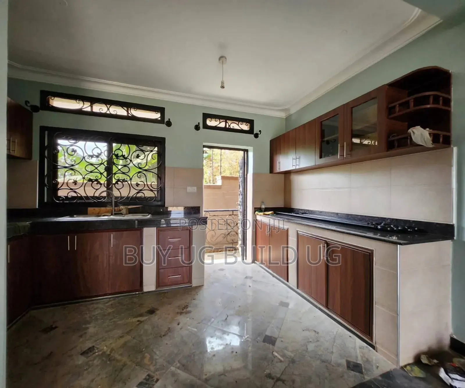 2bdrm Apartment in Kira for rent