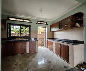 2bdrm Apartment in Kira for rent