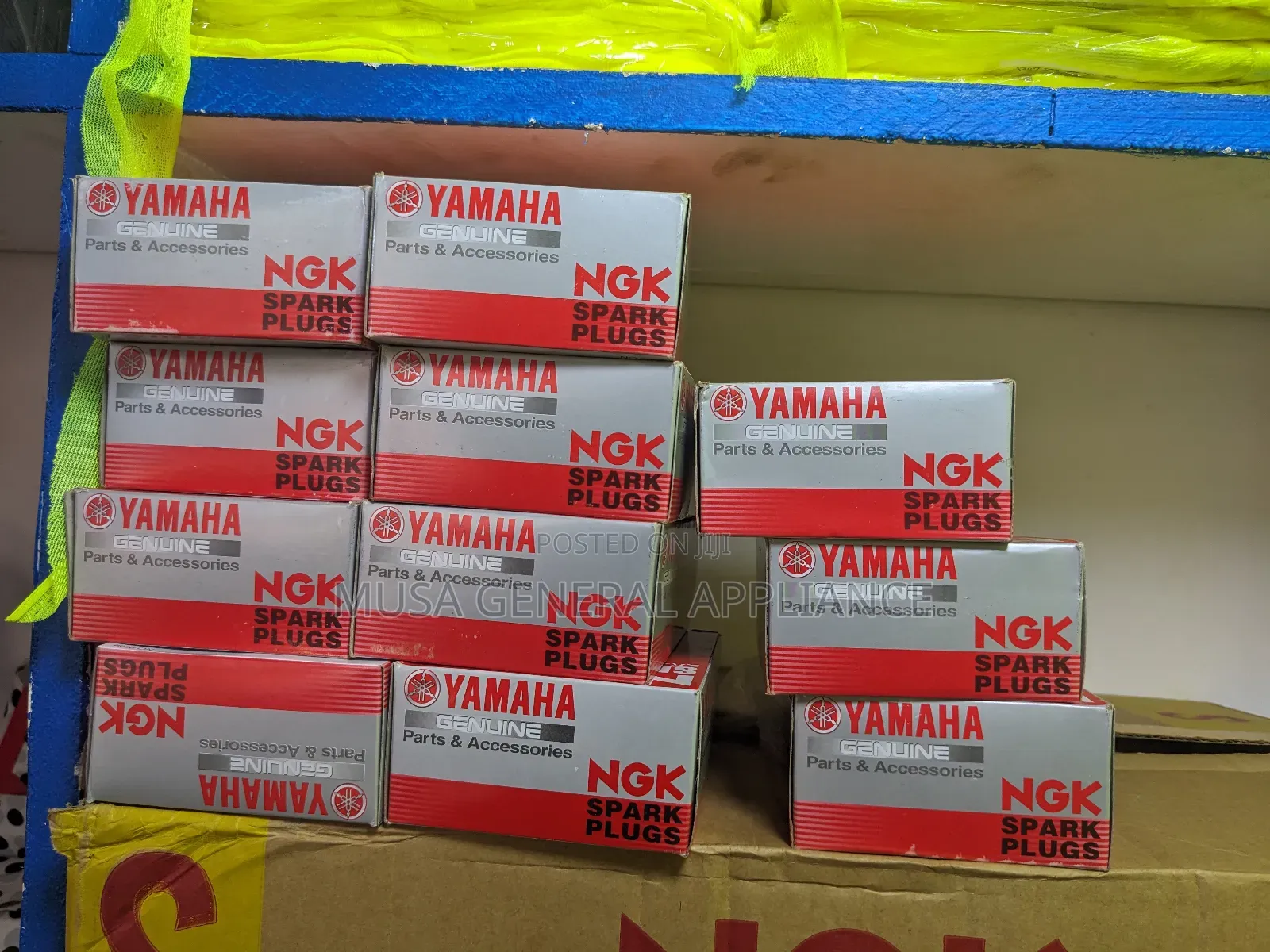 Yamaha Plug B8 Spark 10 Pieces