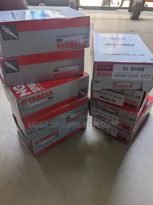 Yamaha Plug B8 Spark 10 Pieces