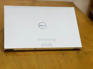 Laptop Dell XPS 17 9720 32GB Intel Core I7 SSHD (Hybrid) 1T