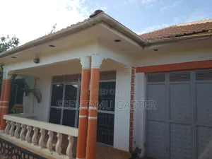 4bdrm Bungalow in Kira, Central Division for sale