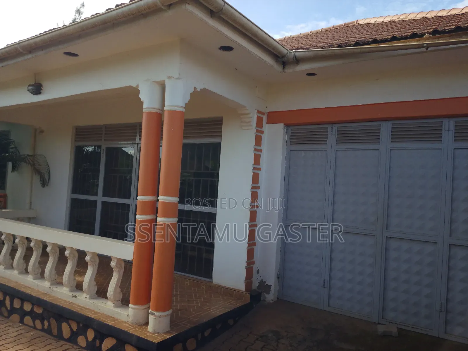 4bdrm Bungalow in Kira, Central Division for sale