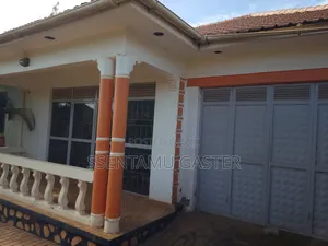 4bdrm Bungalow in Kira, Central Division for sale