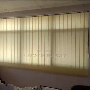 Elegant Window Blinds Available for Office Windows at Favorable Price