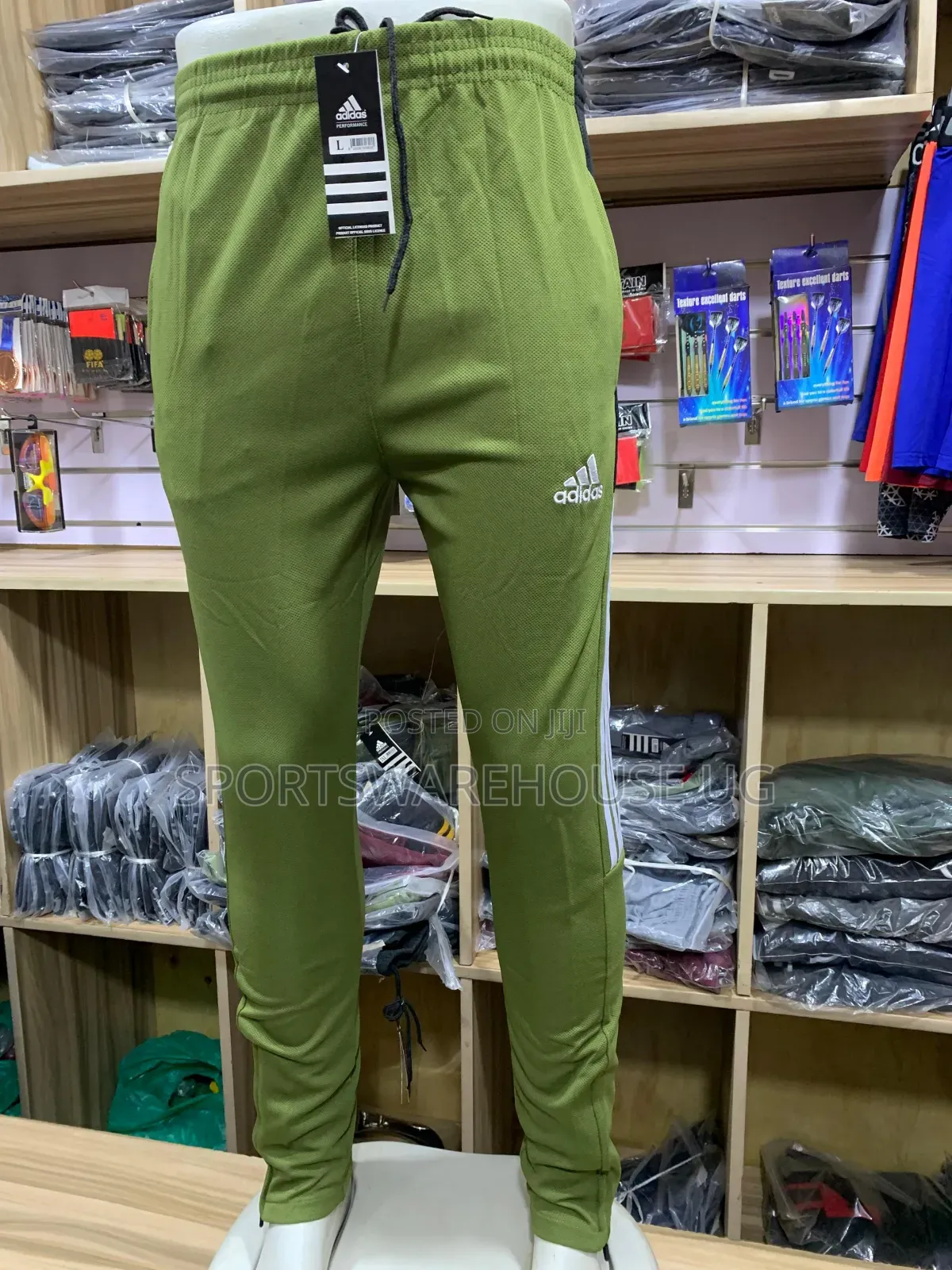 Trackpants
