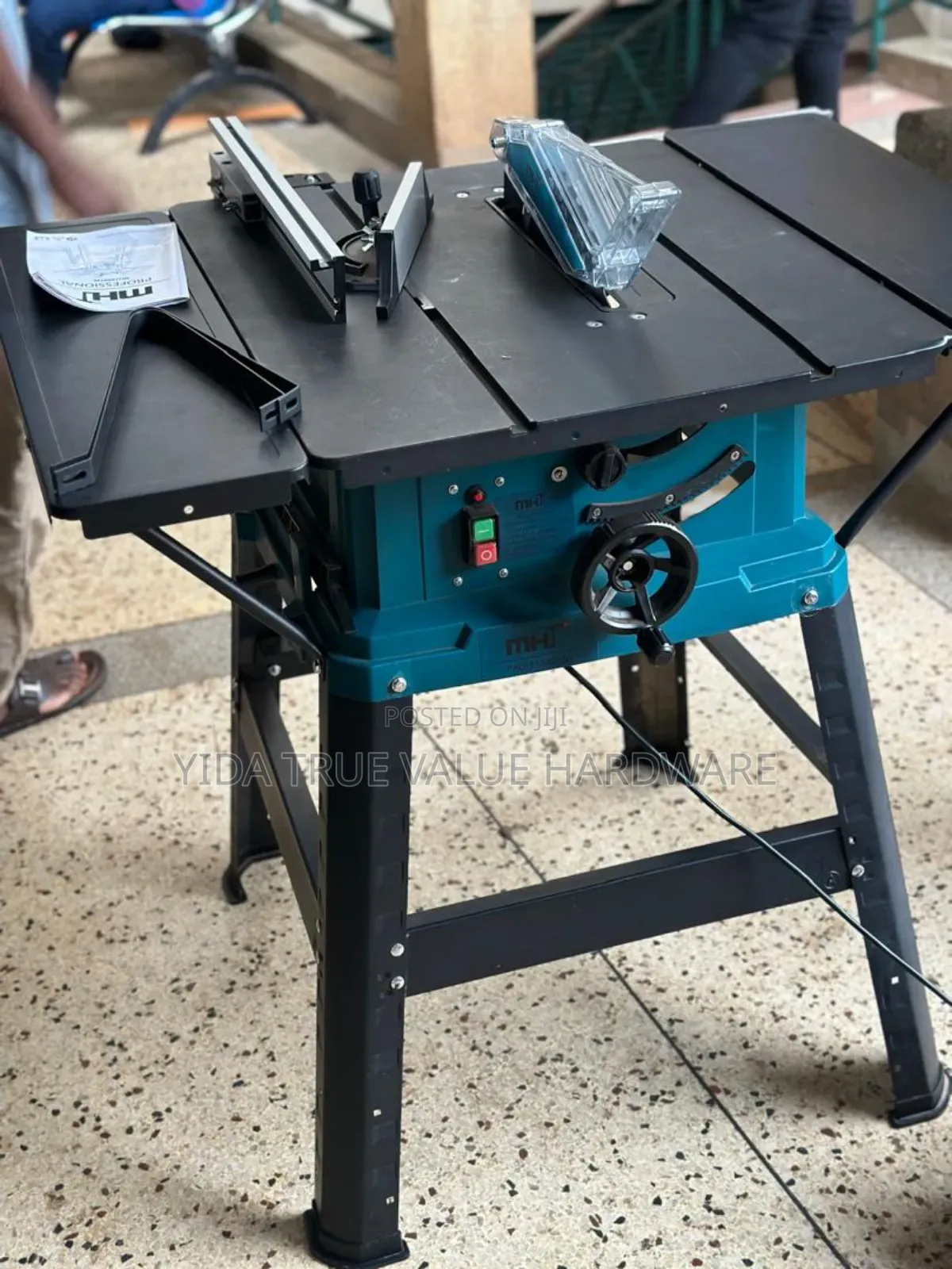 Table Saw Dca