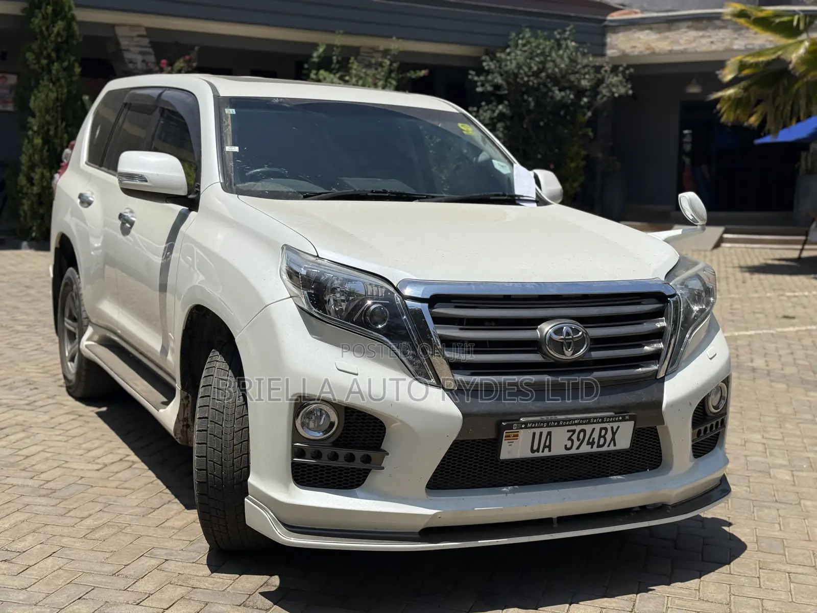 Toyota Land Cruiser Prado 2016 White