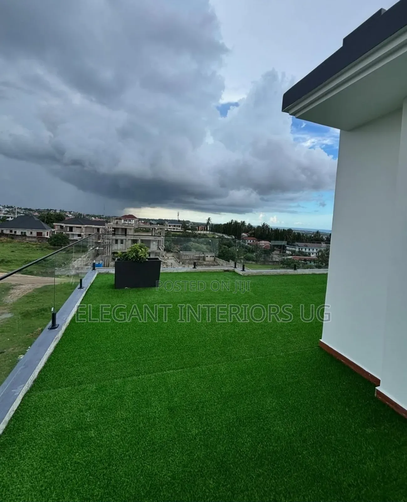 Artificial Grass Carpets Available at Favorable Price for Price