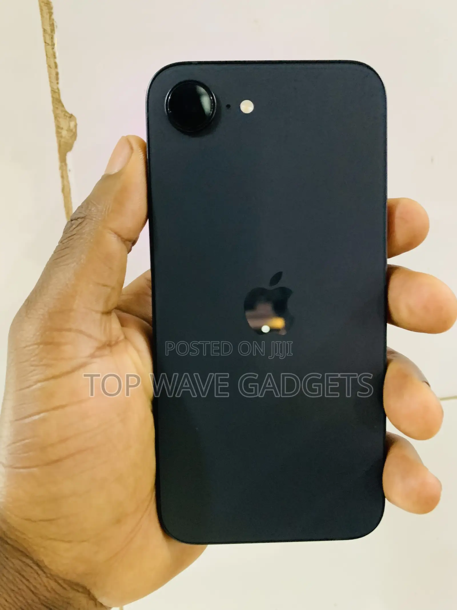New Apple iPhone 16e 256 GB Black