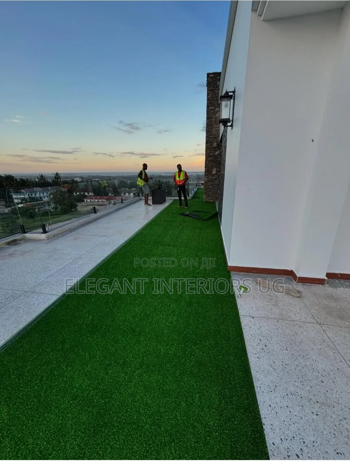 Artificial Grass Carpets Available at Cheap Price for Balconies