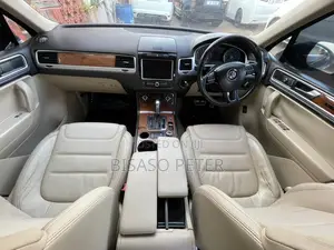 Volkswagen Touareg V6 Sport 2013 Black