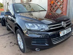 Volkswagen Touareg V6 Sport 2013 Black