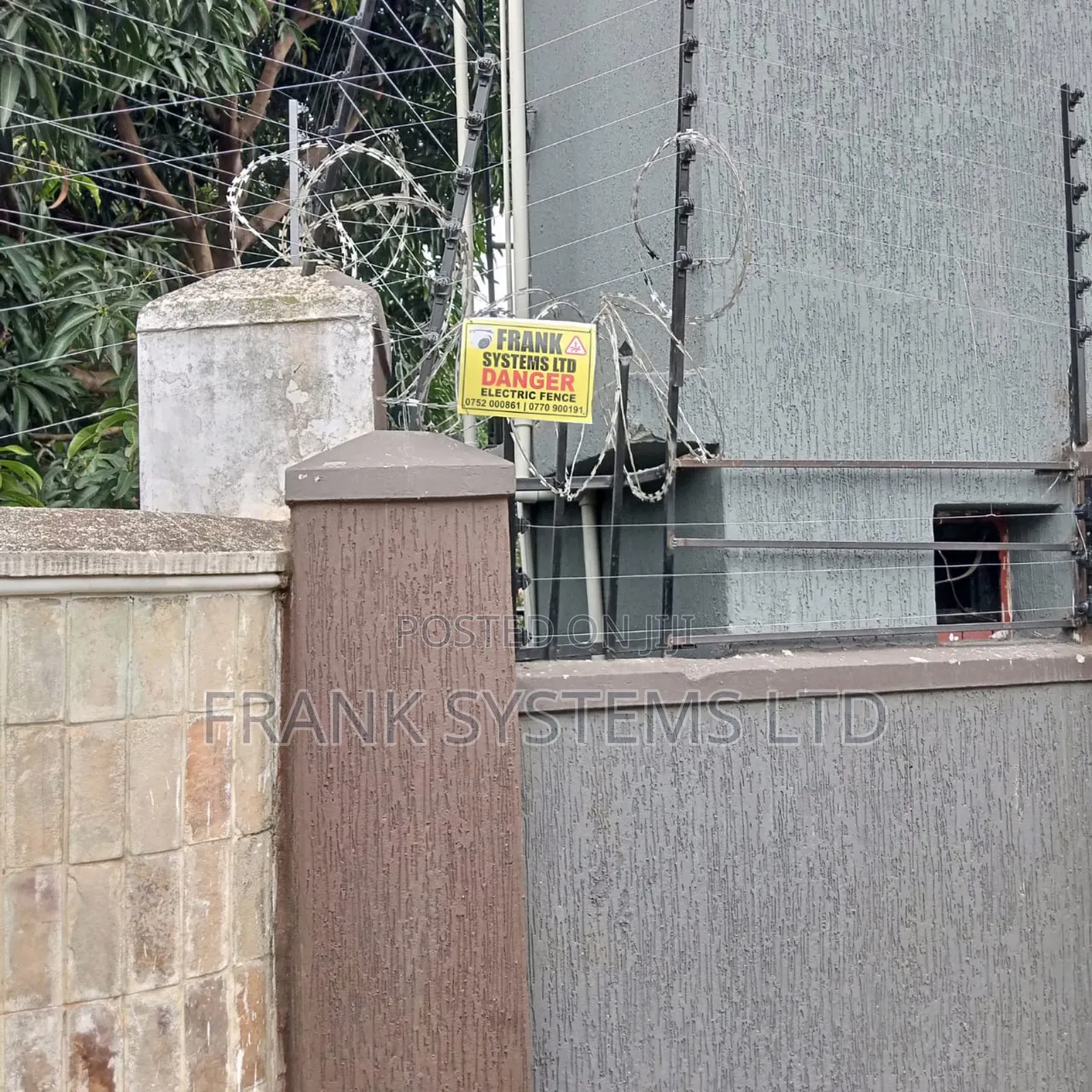 Electric Fence With Razorwire450mm. Uganda