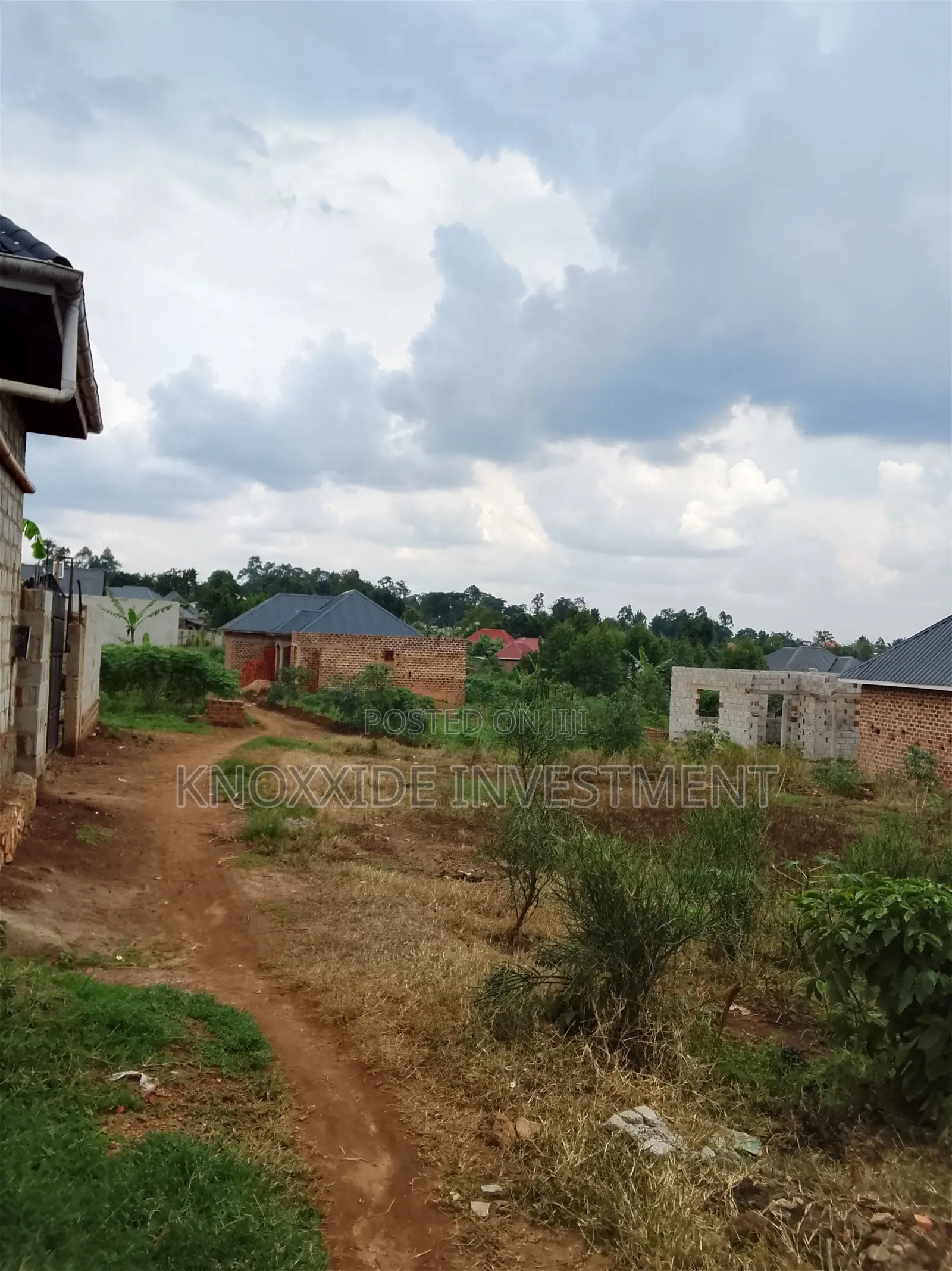 Plot for Sale 30x50ft at 15m Ugx Bukasa Temagalo Kiseka Road