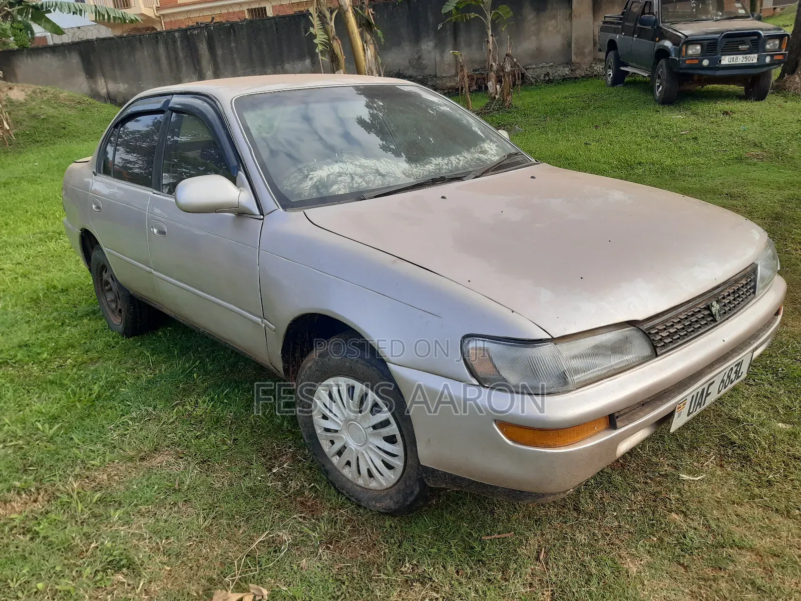 Toyota Corolla 1998 Gold