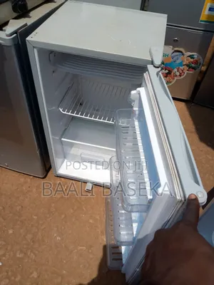Fast Freezing Refrigerator/Fridge