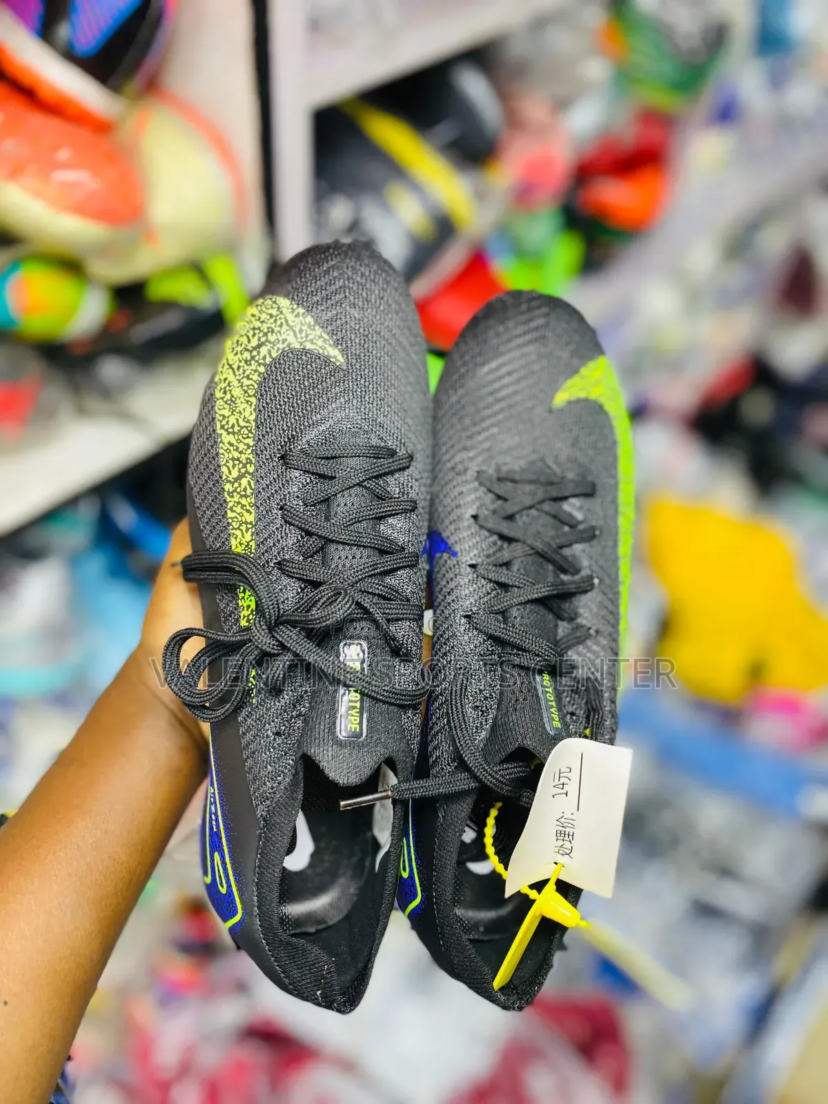 Services for Football Shoes Original Original Material All Colors