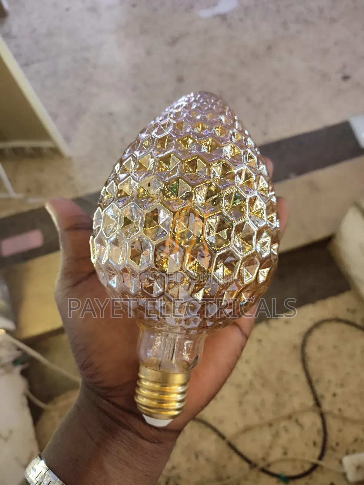 Oval Filament Screw Bulb