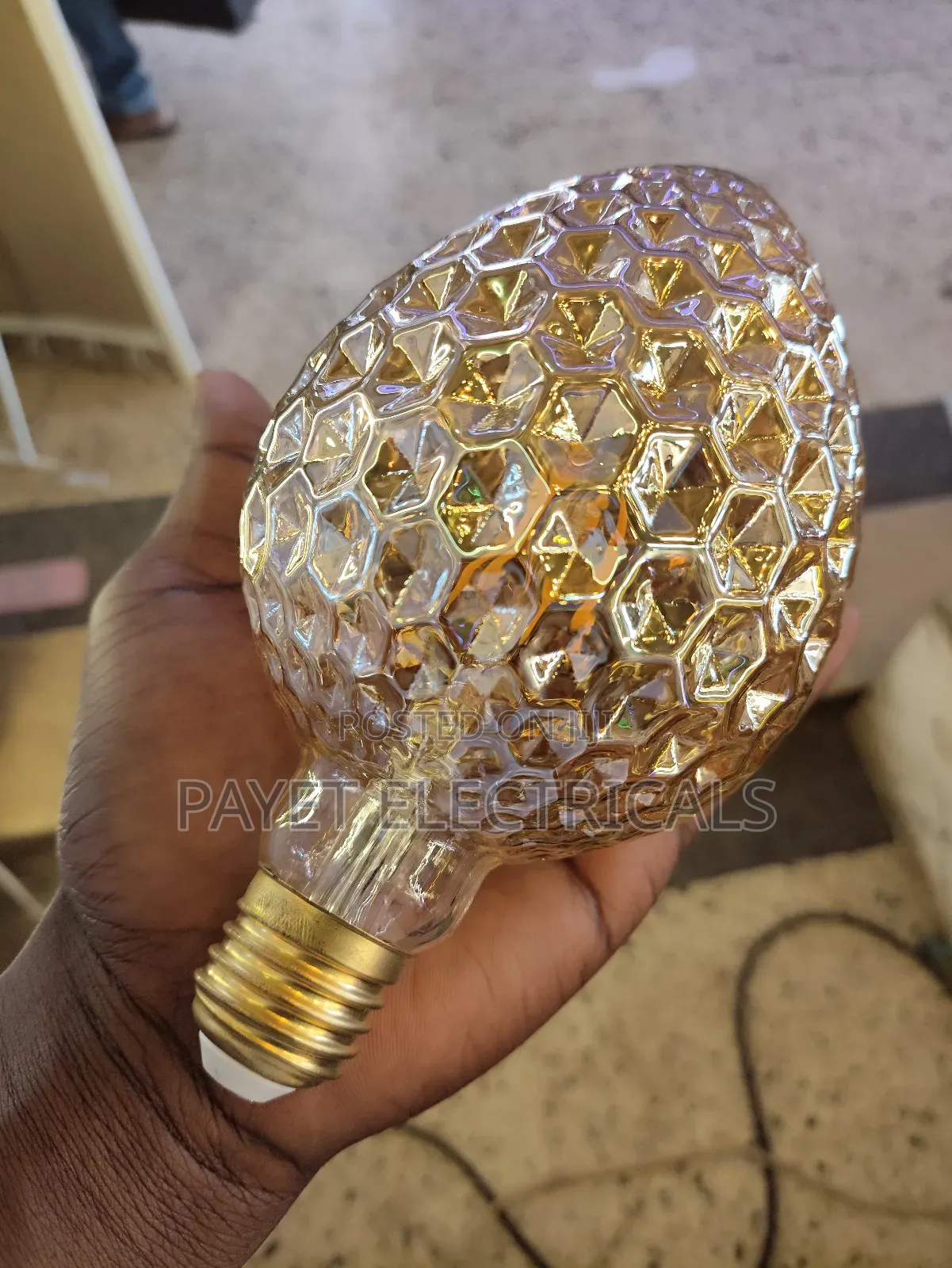 Oval Filament Screw Bulb