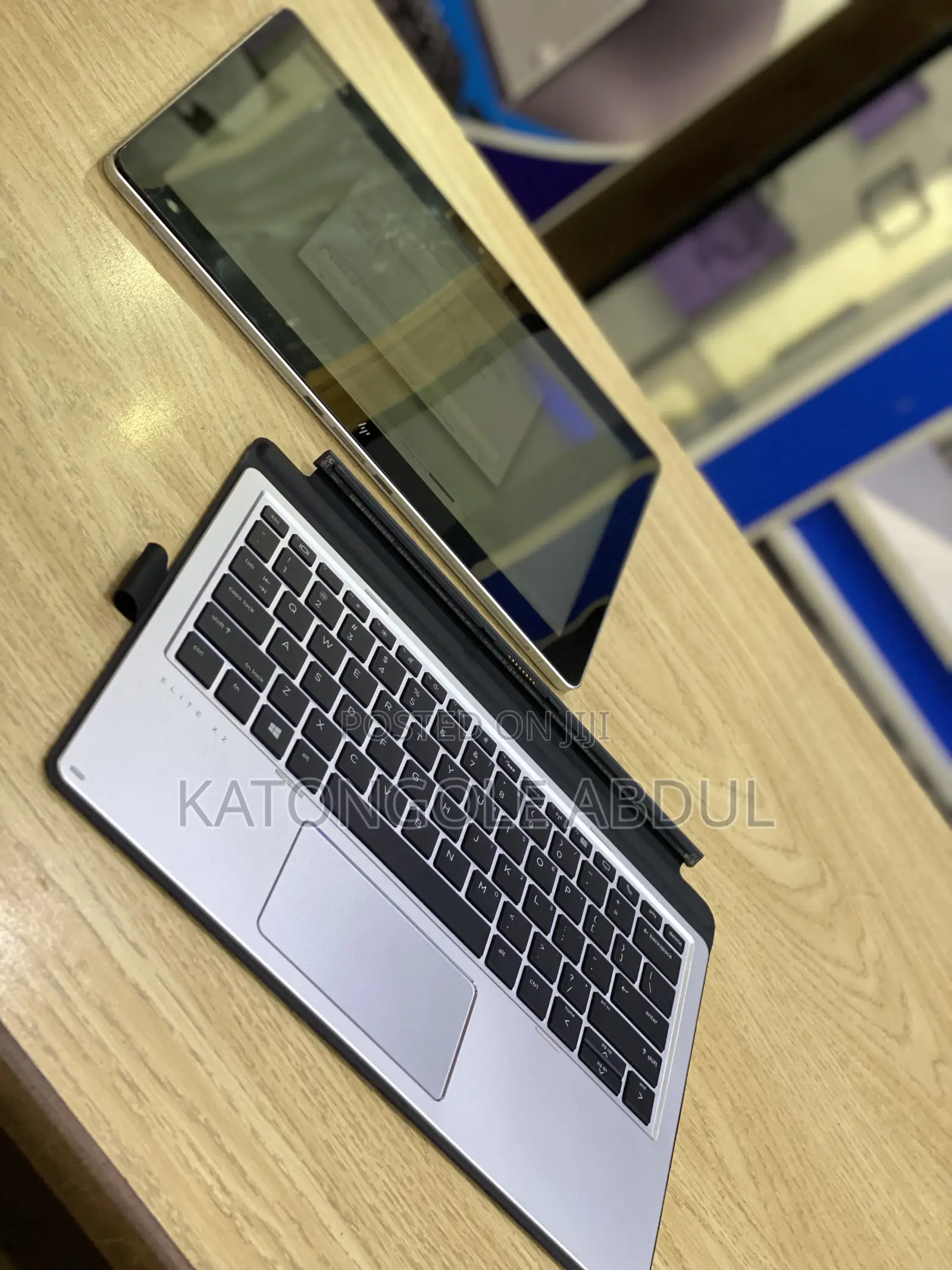 New Laptop HP Elite X2 1012 8GB Intel Core I5 SSD 256GB