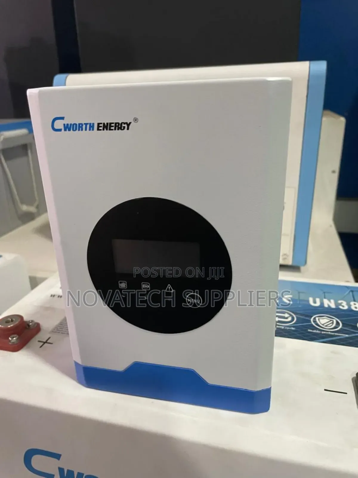 High-Efficiency Cworth 40a MPPT Solar Battery Charge Controller