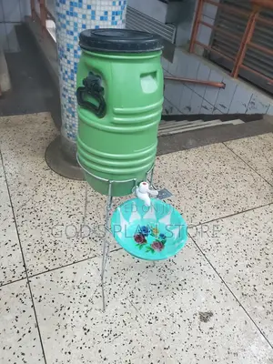 20litres Plastic Water Tank Tap and Stand
