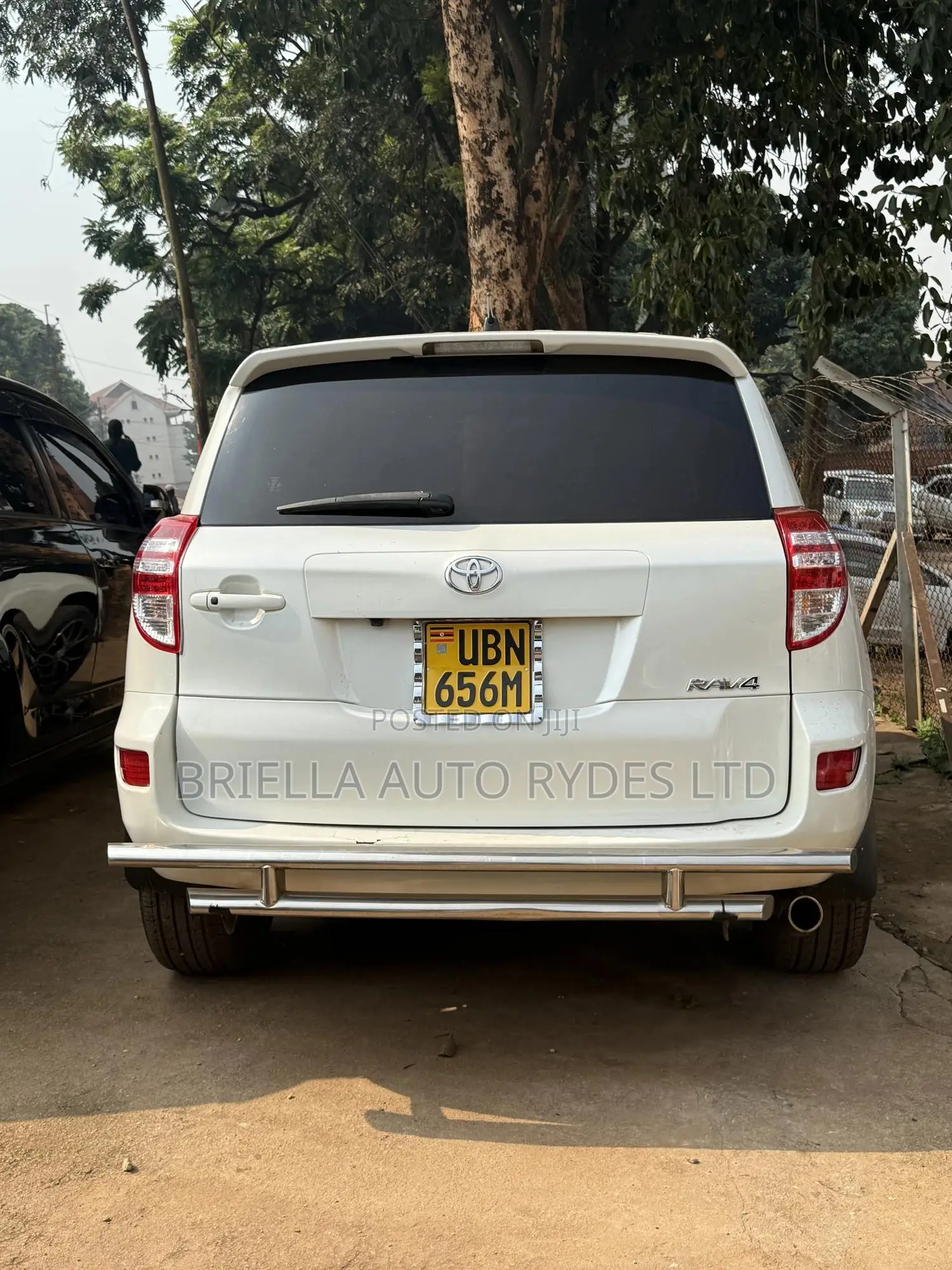 Toyota RAV4 2010 White