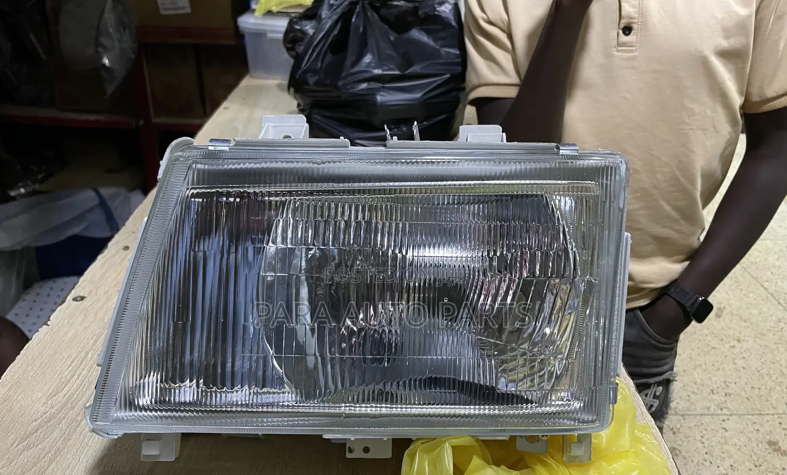 Fuso Baby Face Mitsubishi Canter Truck Headlight