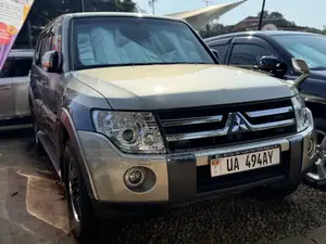 Mitsubishi Pajero 2011