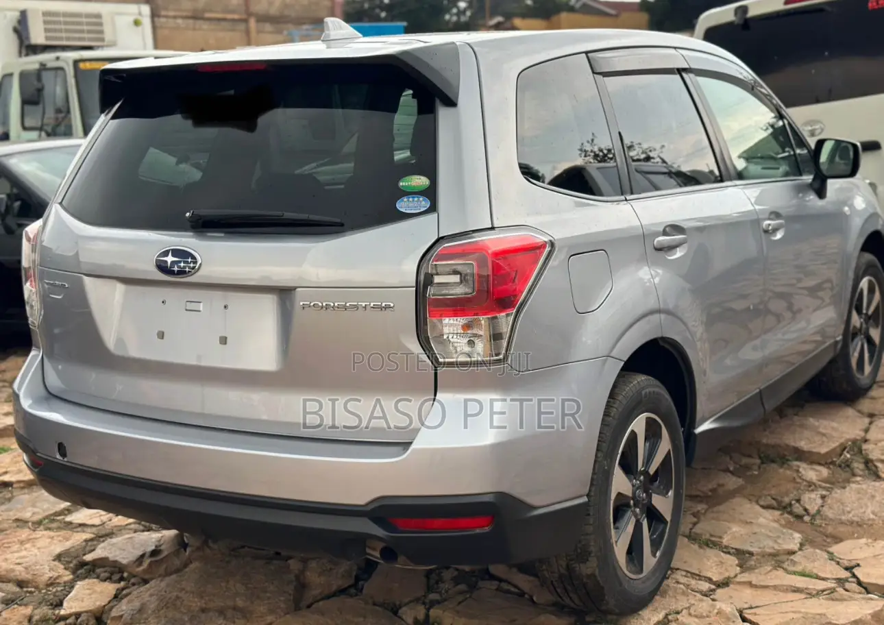Subaru Forester 2.5i Premium AWD 2017 Silver
