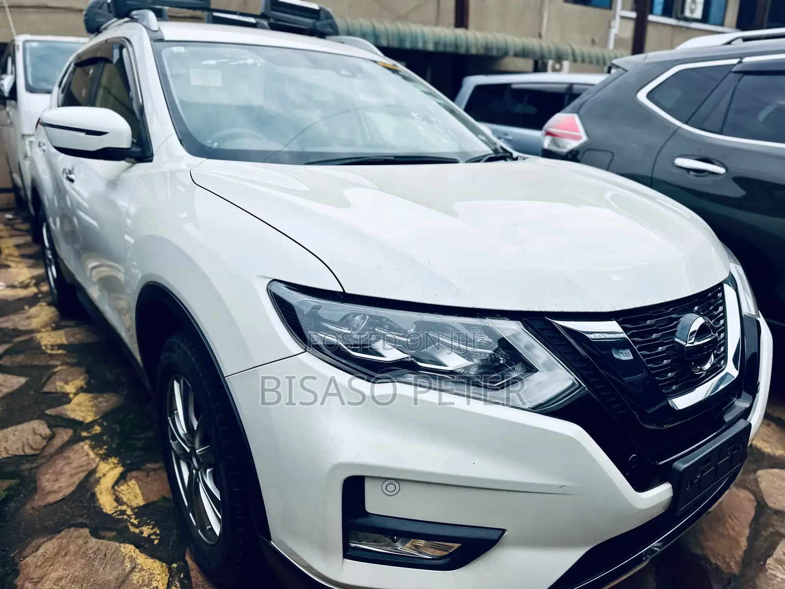 Nissan X-Trail 2.0 Petrol AWD 2017 White