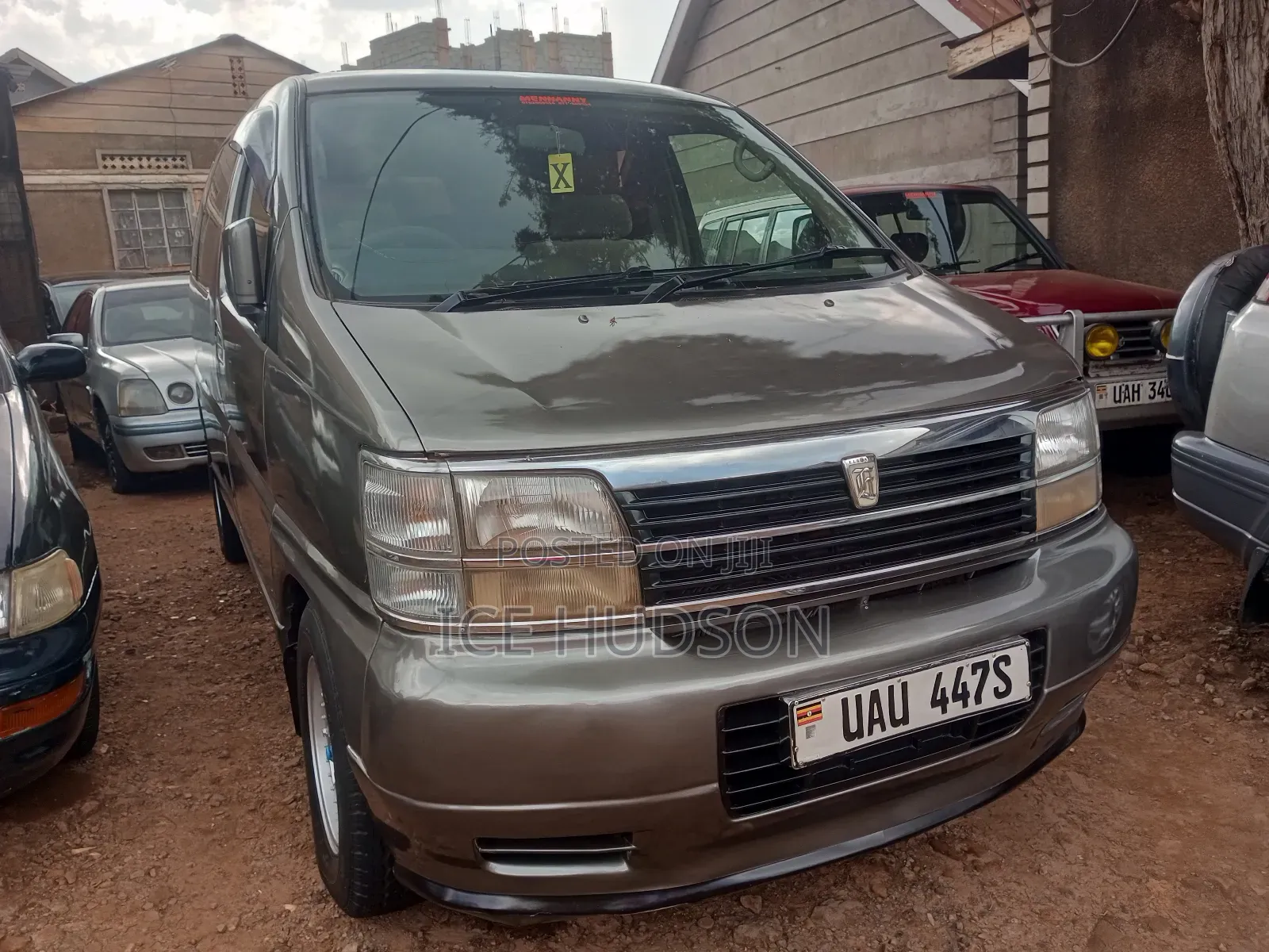 Nissan Elgrand 2004 Beige
