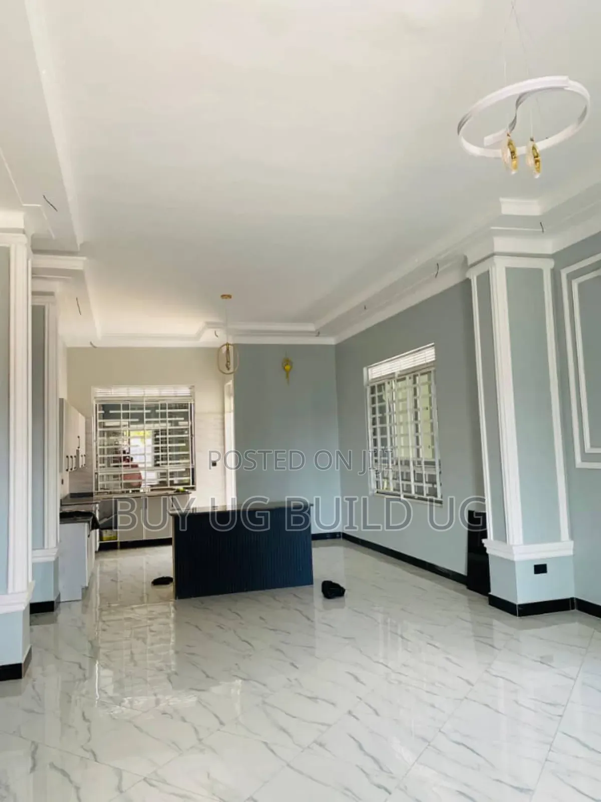 3bdrm Bungalow in Kitende Entebbe Road, Central Division for sale
