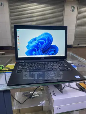 Laptop Dell Latitude 12 5289 16GB Intel Core I7 SSHD (Hybrid) 256GB