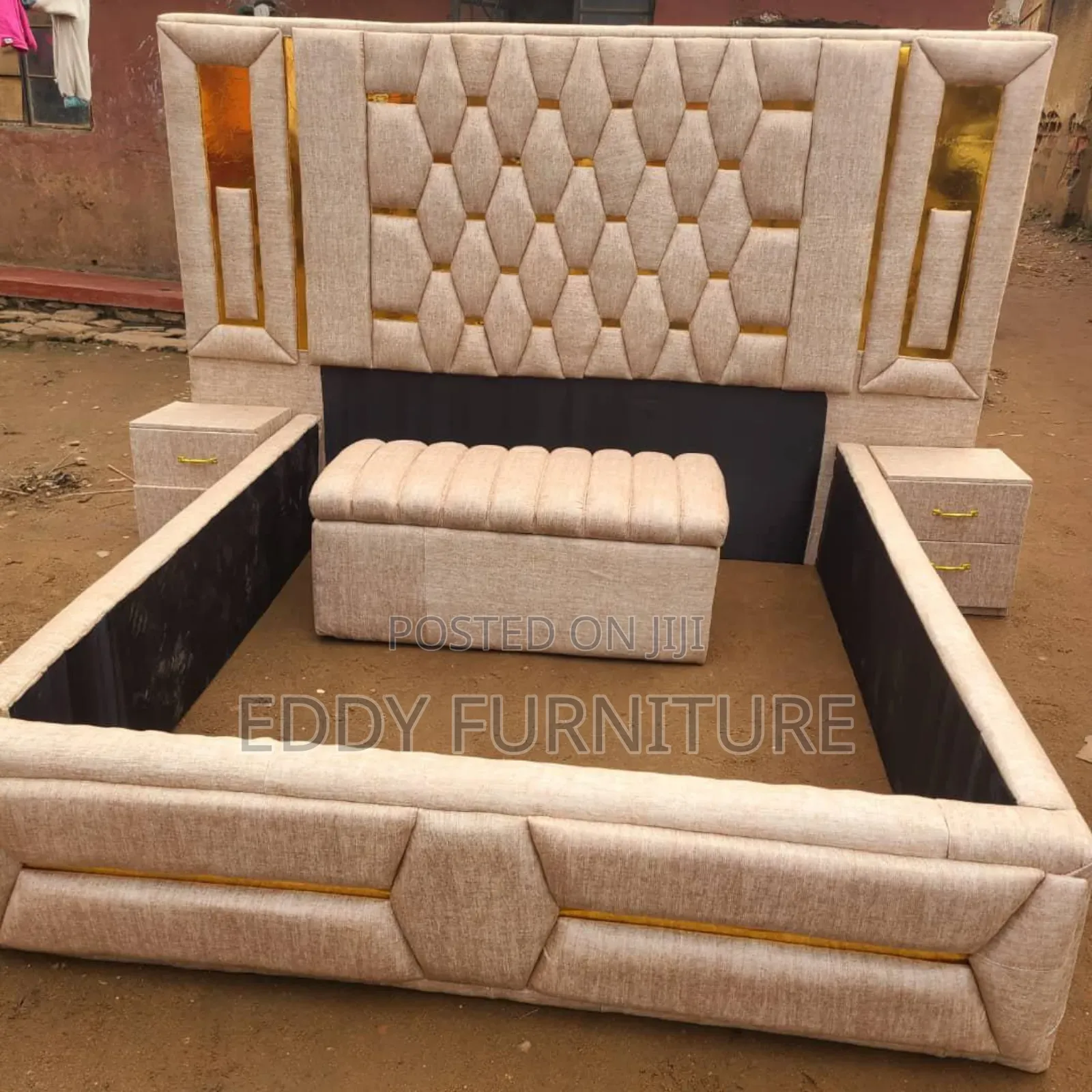 Beautiful Tufted
