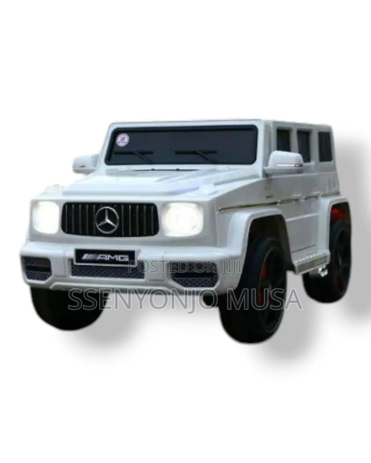 Mercedes-Benz G63 Kids Toy Car – White Ride-On, Rechargeable/ Remote.