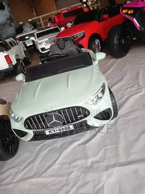 Kids Rechargeable Car (Comes With Remote)