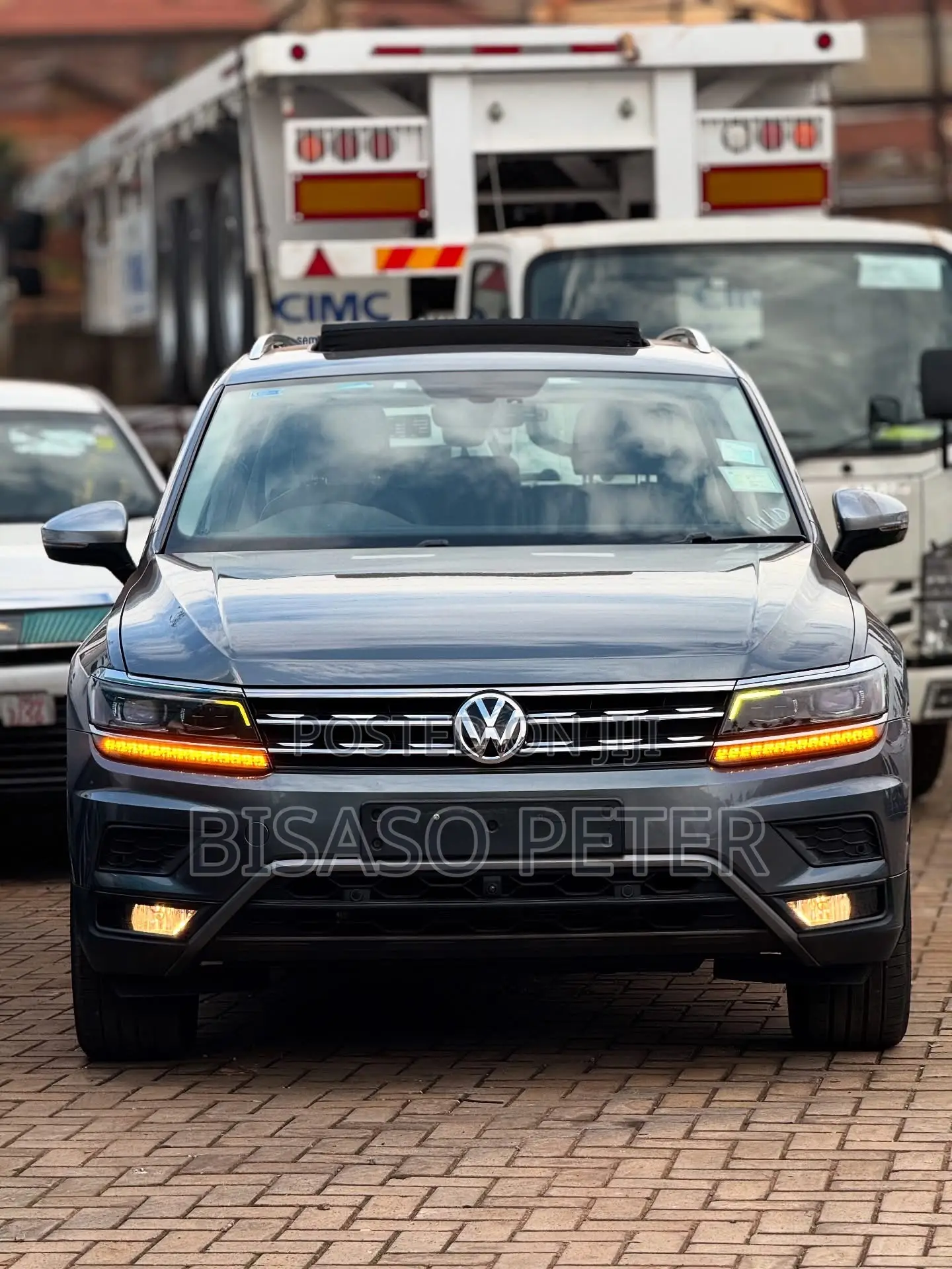 Volkswagen Tiguan 2.0T Sport AWD 4MOTION 2017 Gray