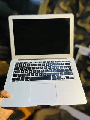 New Laptop Apple MacBook 2014 4GB Intel Core I5 SSD 512GB