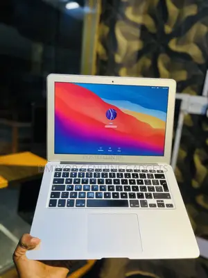 New Laptop Apple MacBook 2014 4GB Intel Core I5 SSD 512GB