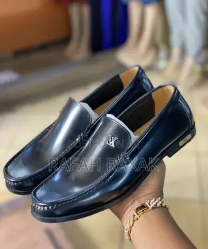 Original Men’S Classic Black Shinny Louis Vuitton Loafers