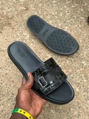Men’S Super Classic Black Hermes Push In Sandals